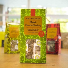 Organic Green tea Strawberry  20 pyramíd - Zelený čaj s jahodou